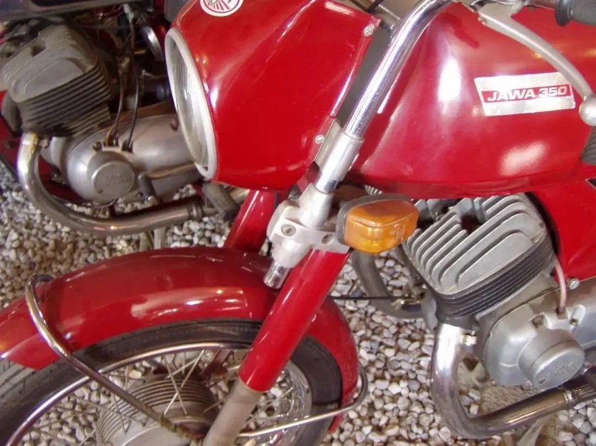 Ява Бизон 350