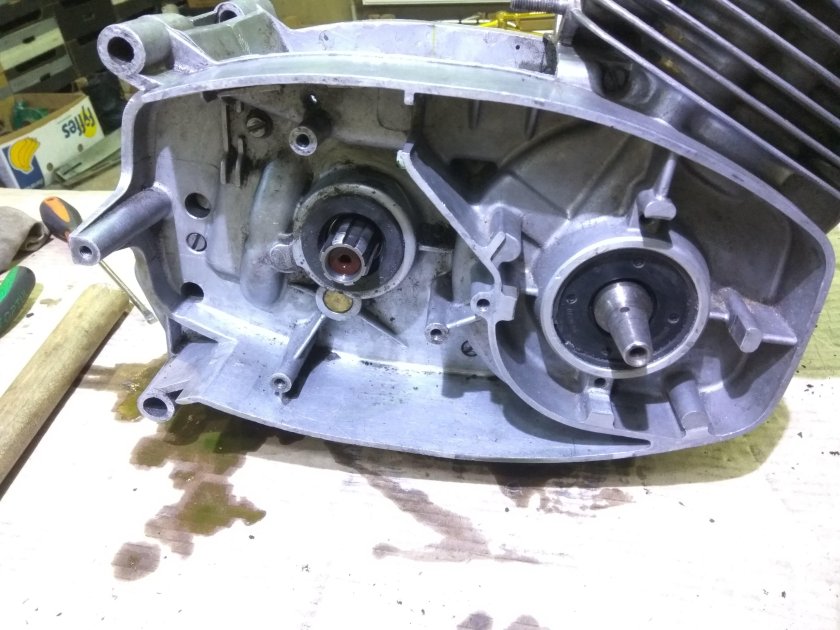 Ява Бизон 650