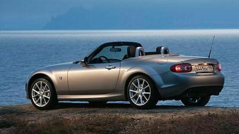 Mazda MX-5 Roadster