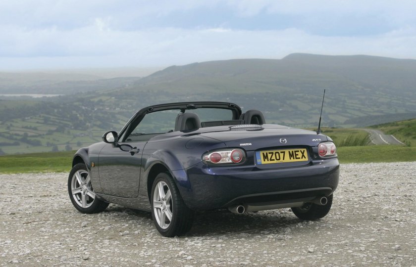 Mazda mx5 кабриолет