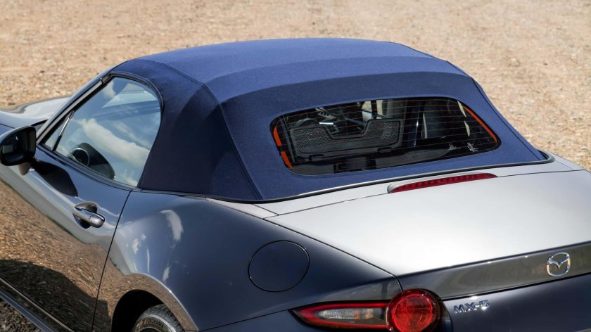 Мазда кабриолет