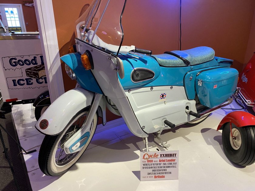 Мотороллер чезета