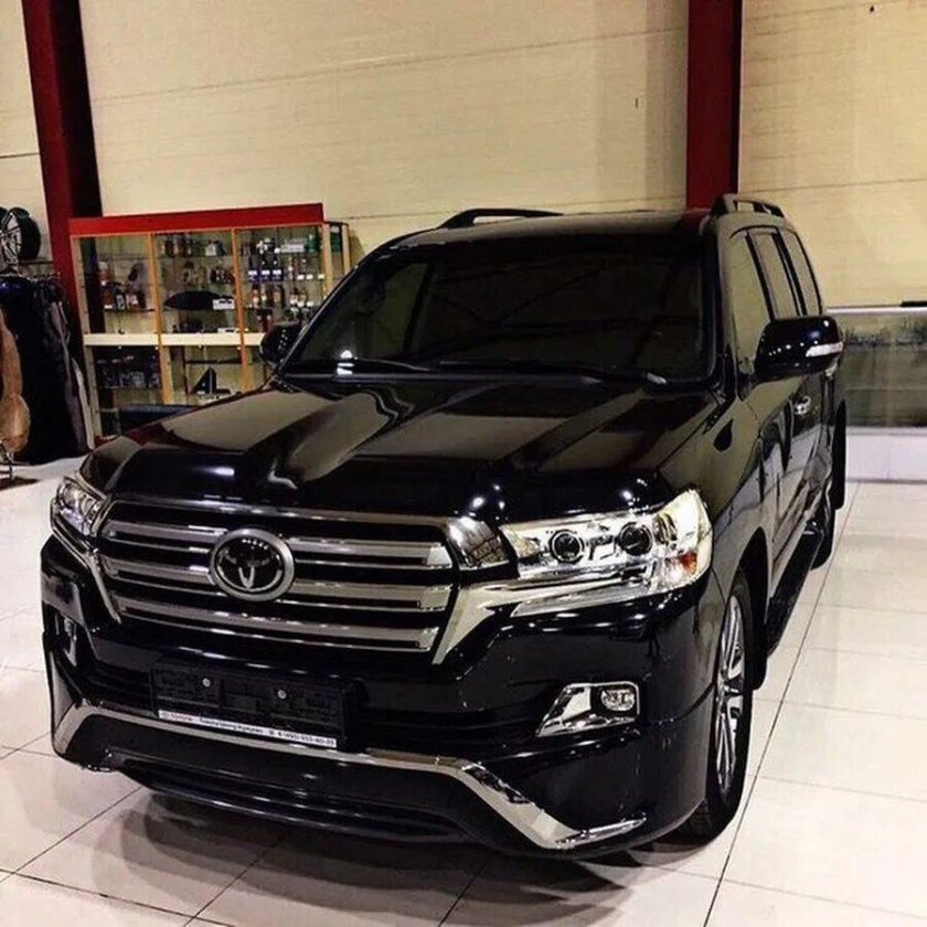 Toyota Land Cruiser 200