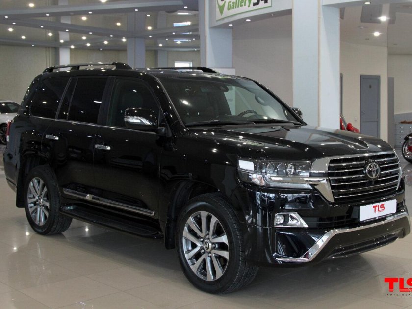 Toyota Land Cruiser 200 2021