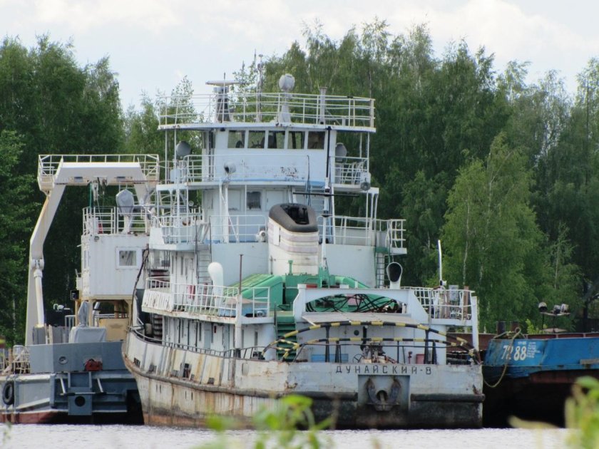 Буксир толкач