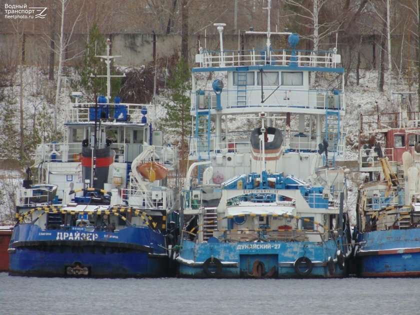 Буксир-толкач «шлюзовой-48»