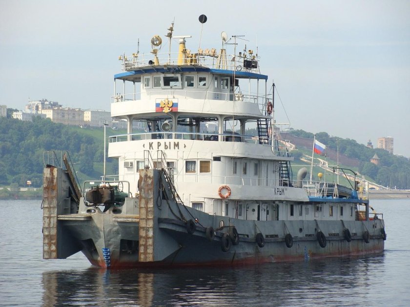 Буксир толкач Крым