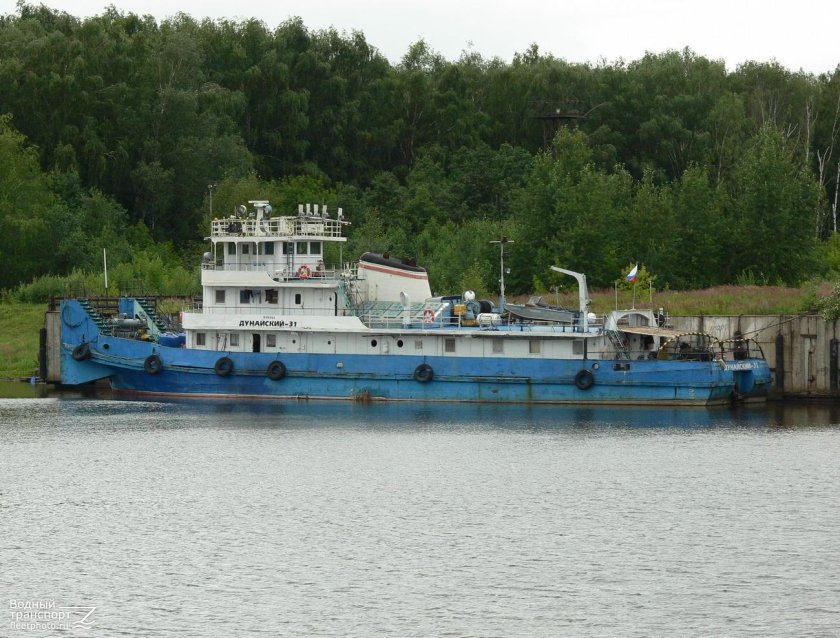 Буксир толкач