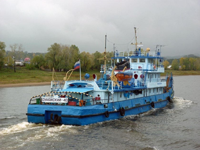 Буксир-толкач 1587