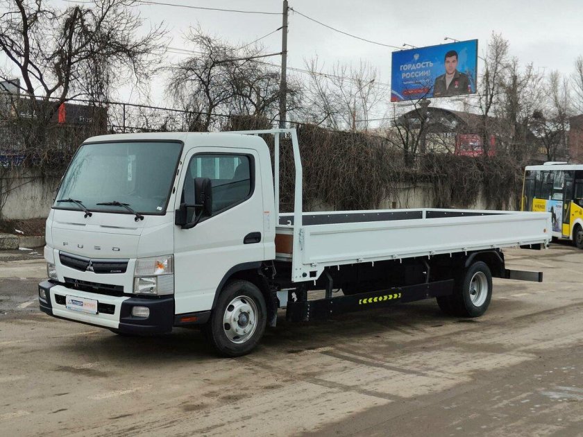 Mitsubishi fuso canter бортовой