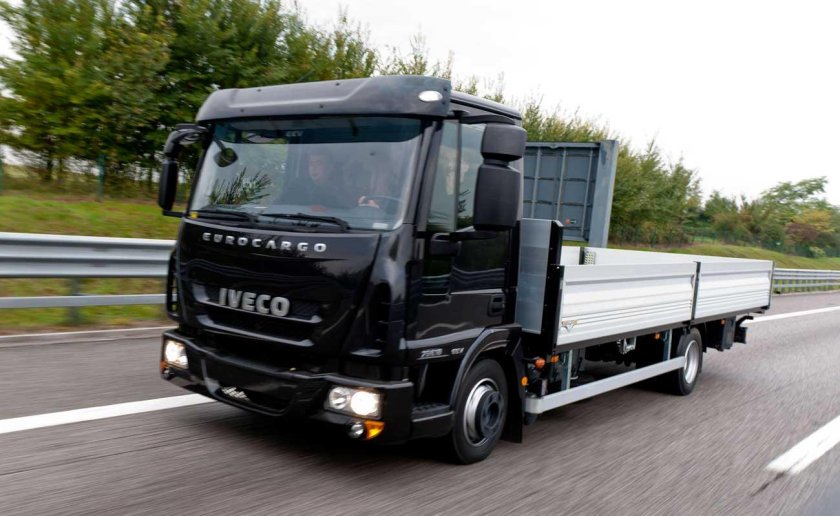 Бортовой грузовик Ивеко