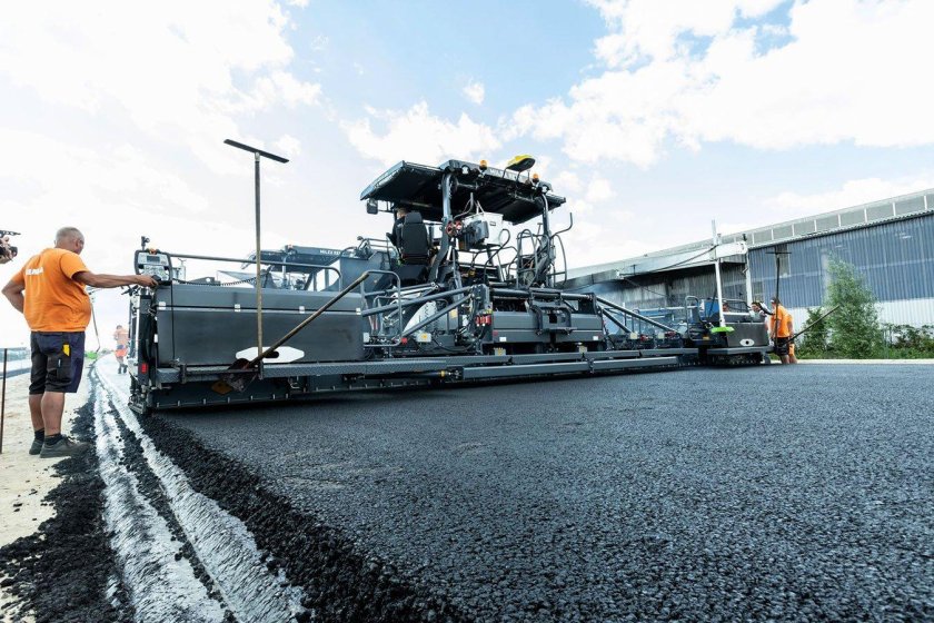 Wirtgen Group асфальтоукладчик