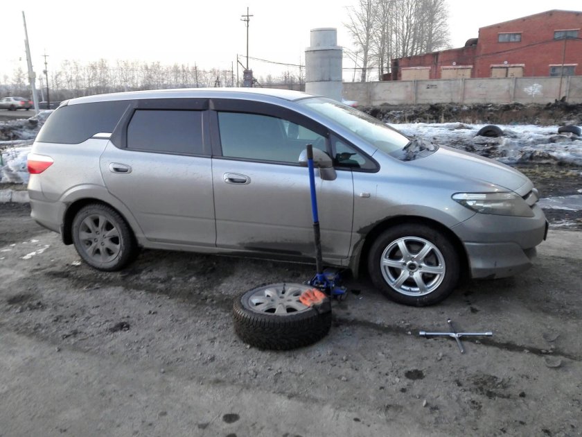 Honda Airwave колеса