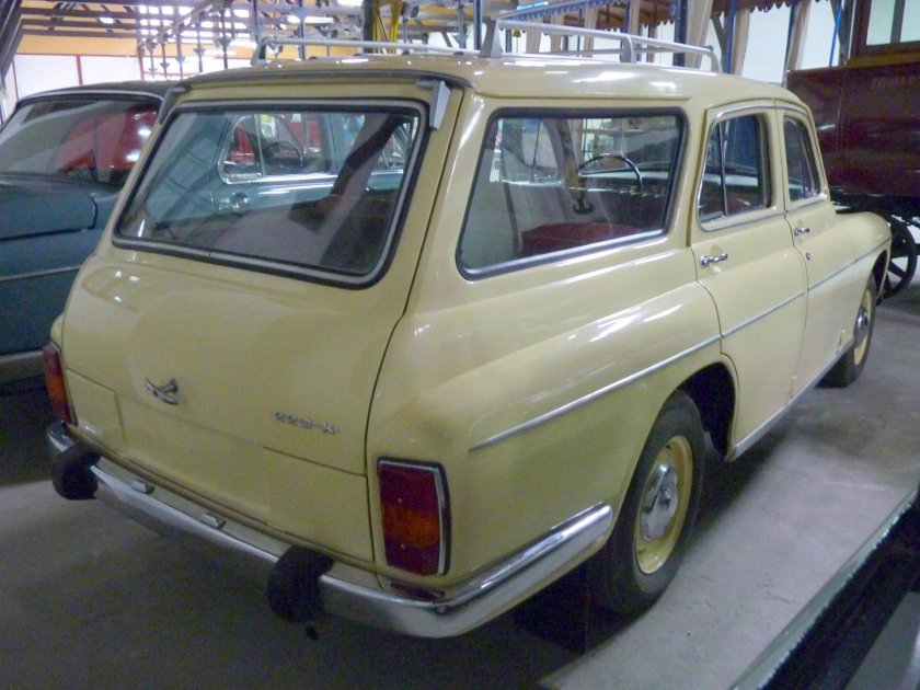 Универсал Warszawa 223k