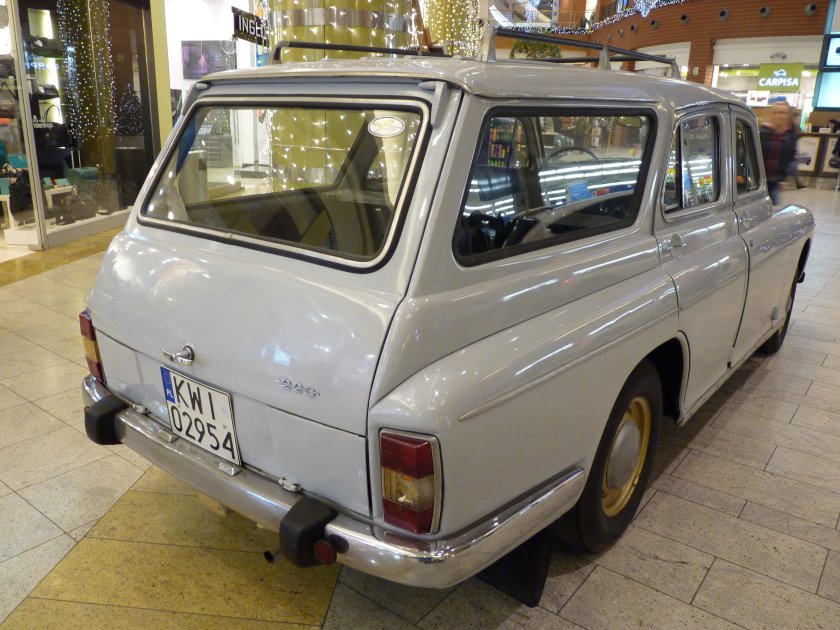 Универсал Warszawa 223k