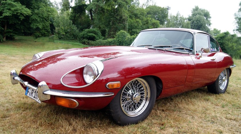 Jaguar e Type 1990