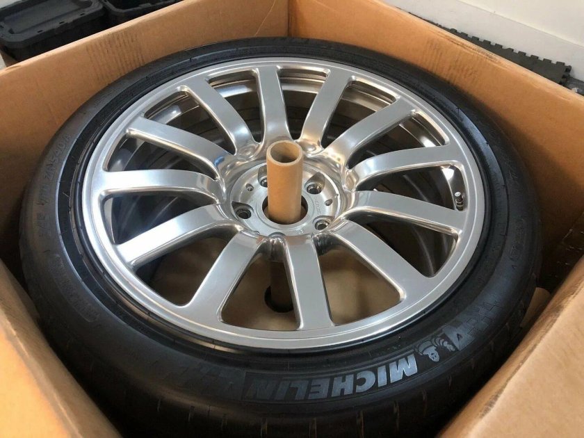 Шины Бугатти Вейрон