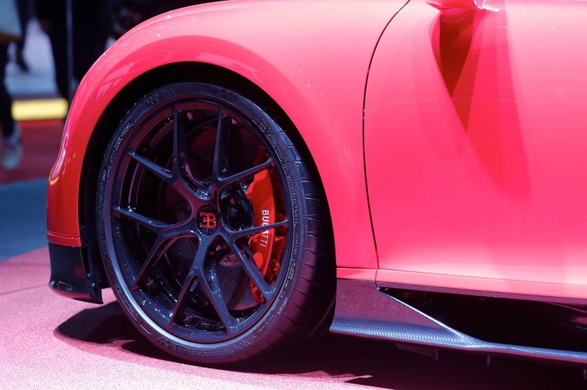 Бугатти Шерон колеса