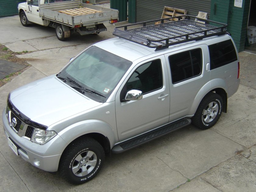 Nissan Pathfinder экспедиционник