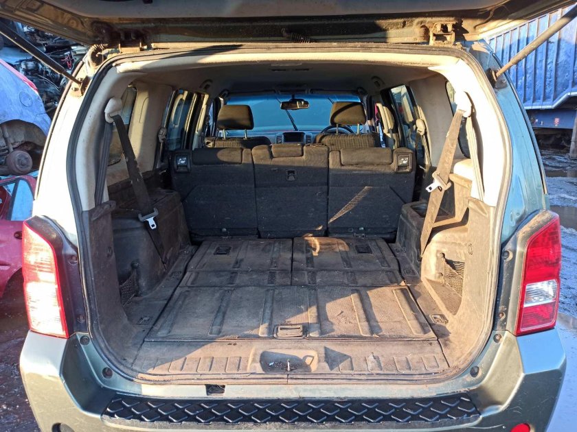 Задняя полка Ниссан Патфайндер r51