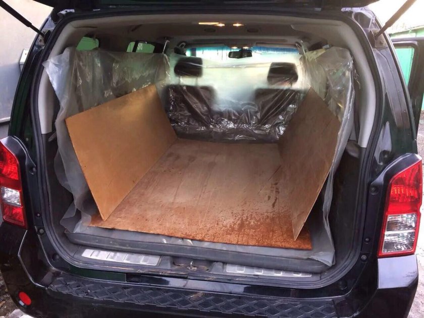 Ниссан Патфайндер 2.5 багажник