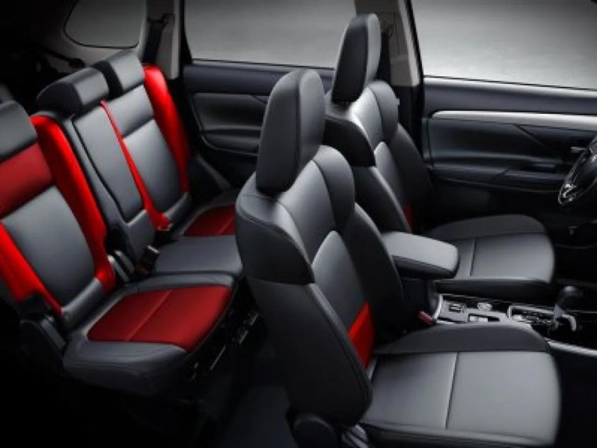 Mitsubishi outlander салон