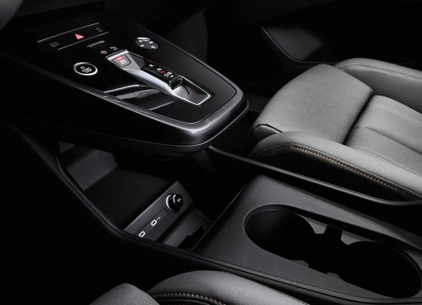 Ауди q4 e tron салон