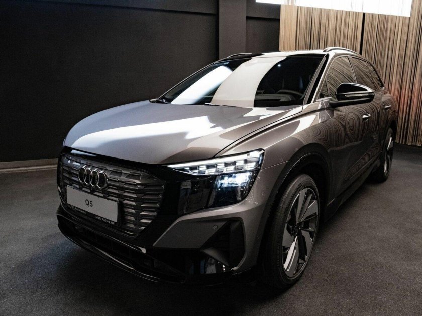 Ауди етрон 2022