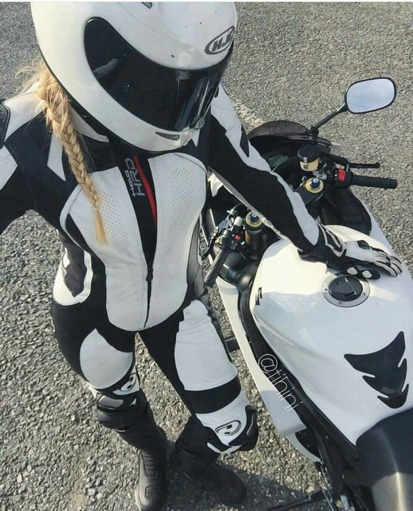 Мотоэкипировка для девушек