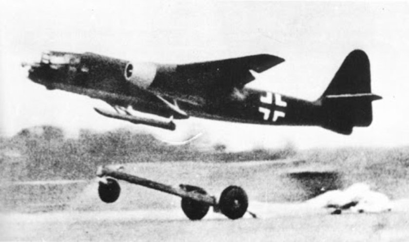 Бомбардировщик Арадо ар-234 реактивный