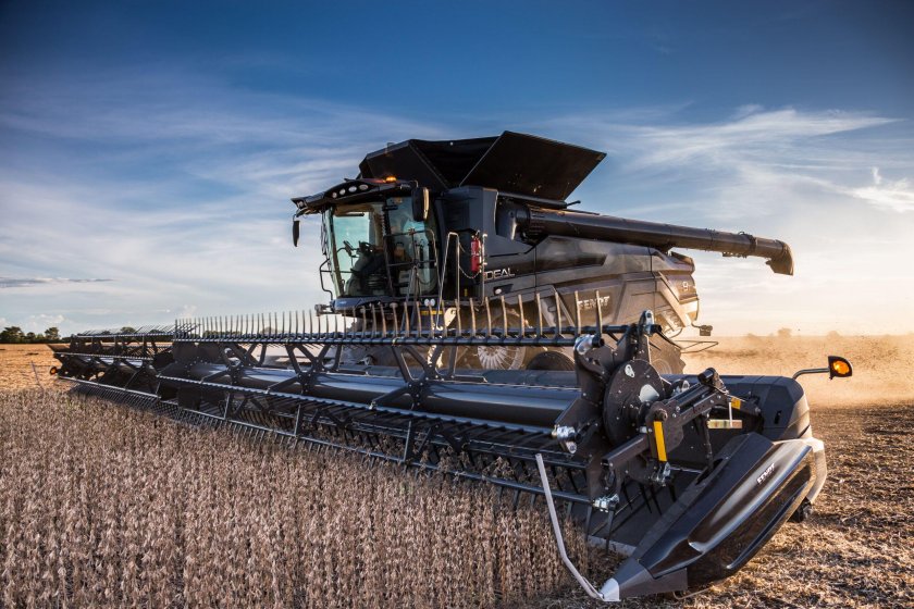 Комбайн Фендт идеал