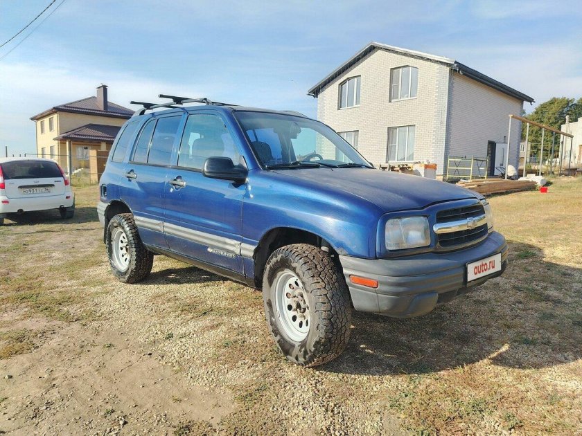 Шевроле трекер 2000г