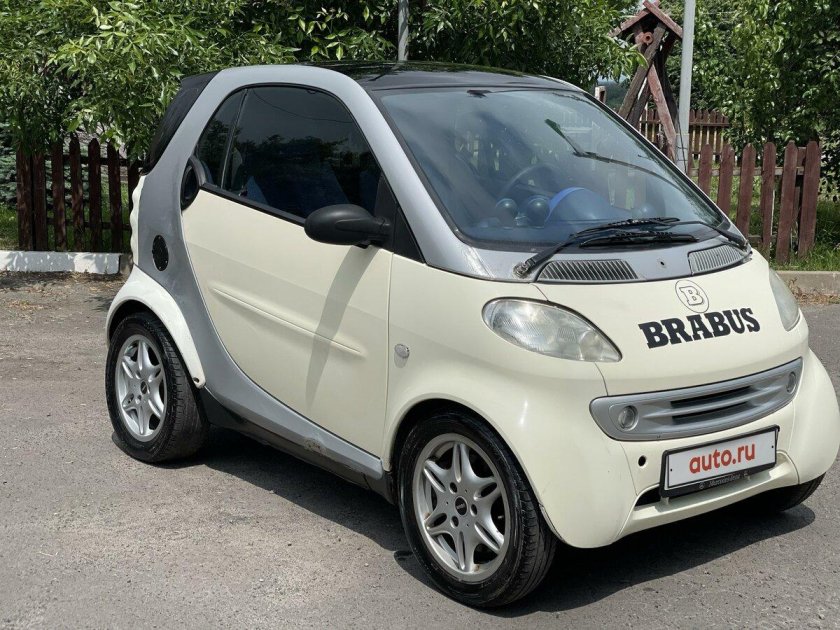 Машина smart fortwo