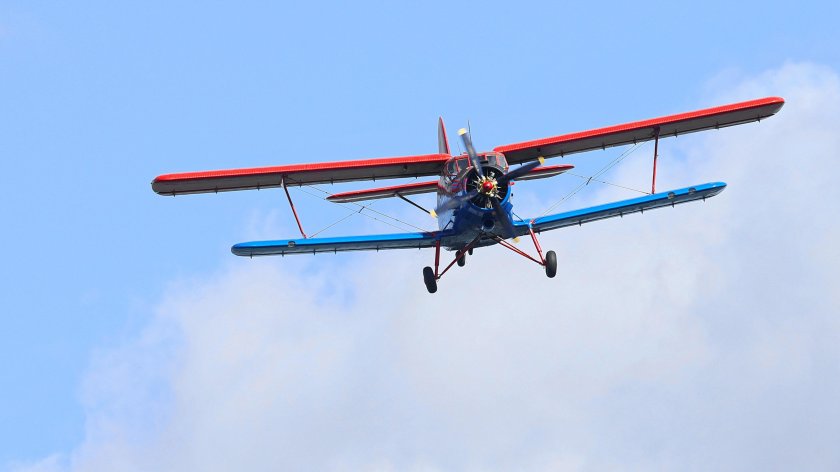 Ультралайт биплан самолет