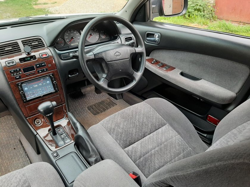 Nissan Cefiro универсал 1998