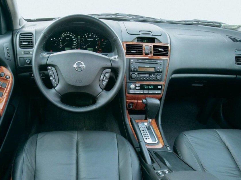 Ниссан Максима а33 2004