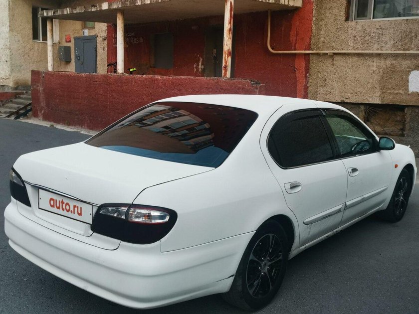 Nissan Cefiro 1998