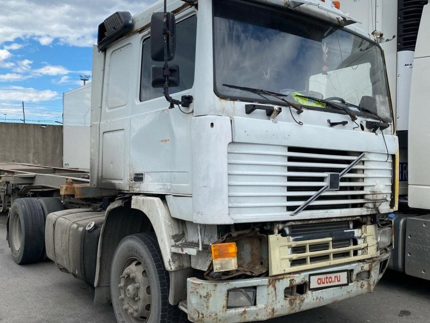 Вольво ф12 тягач