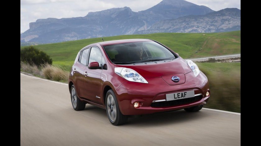 Ниссан малолитражка