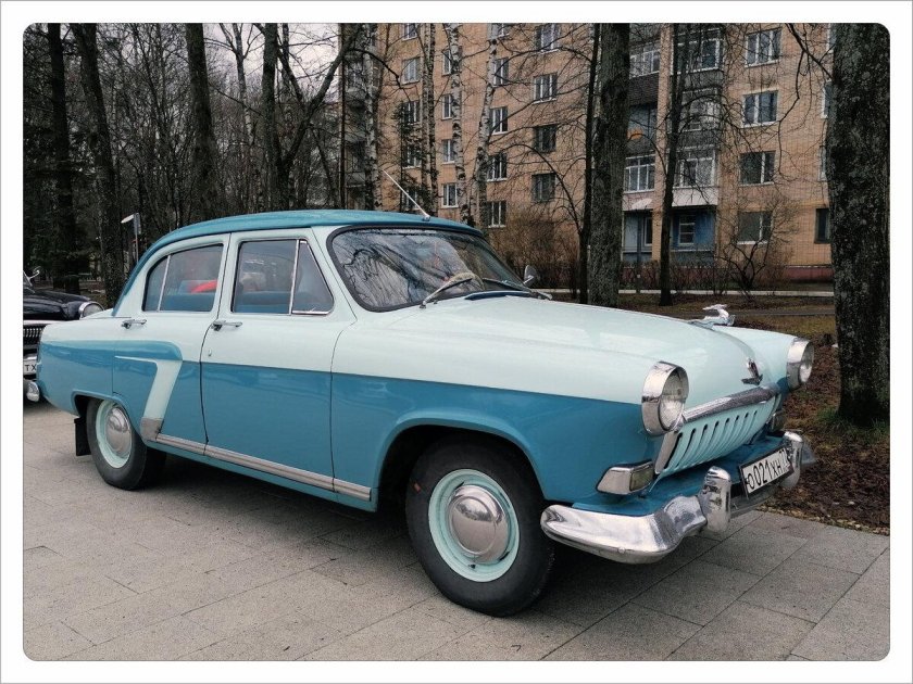 Автомобиль волга м-21