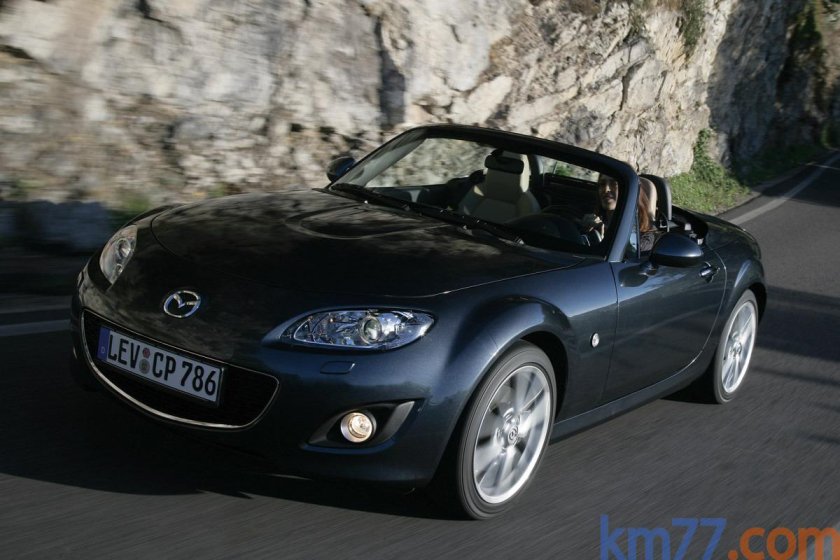 Mazda MX-5 Roadster