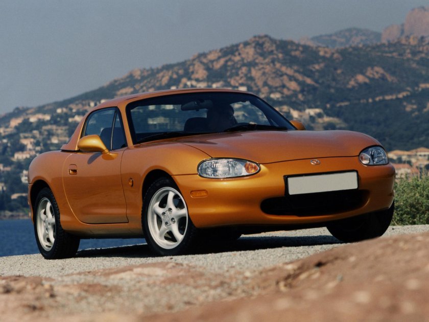 Mazda MX-5 Miata 2004