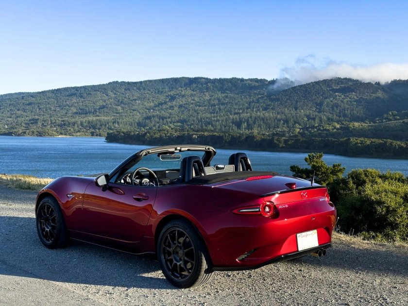 Mazda roadster nd