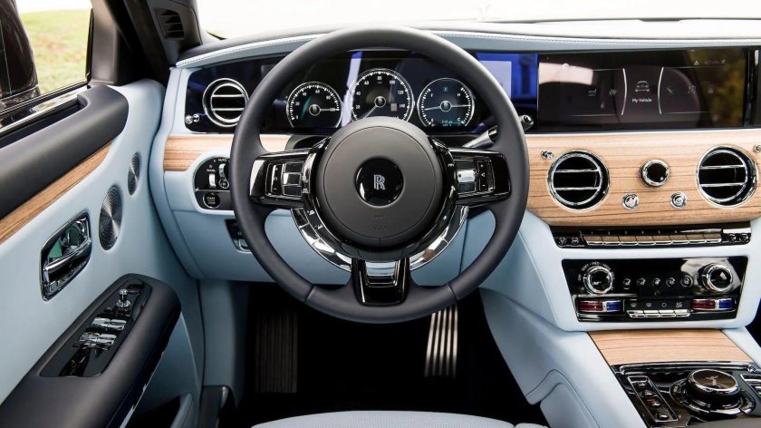 Rolls Royce Ghost 2021 салон