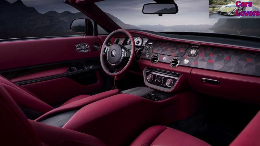 2023 Rolls-Royce Droptail.