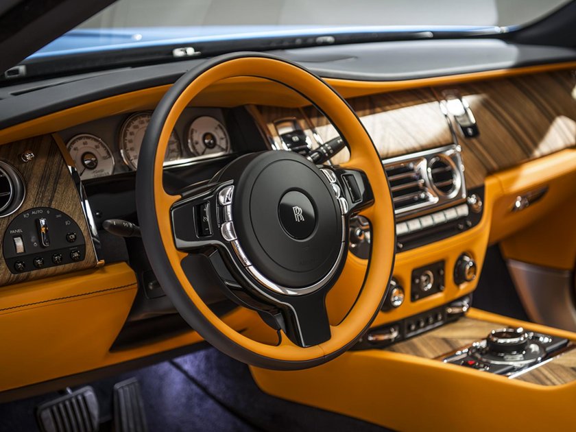 Роллс Ройс Фантом 2022 салон