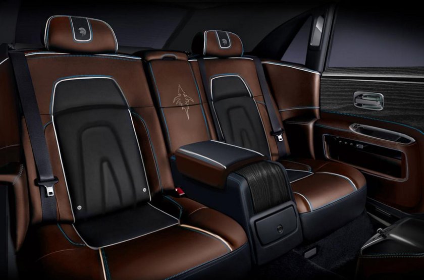 Rolls Royce Cullinan интерьер