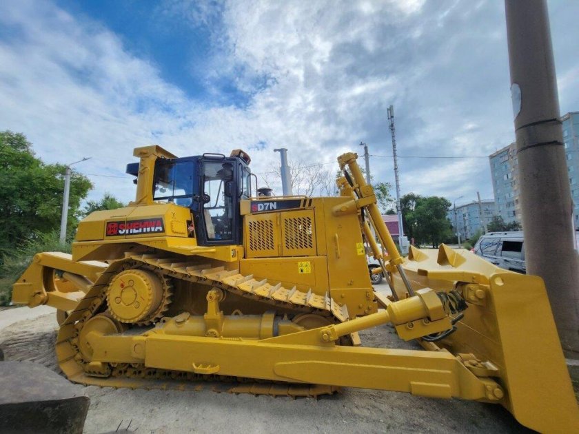 Бульдозер komatsu d375
