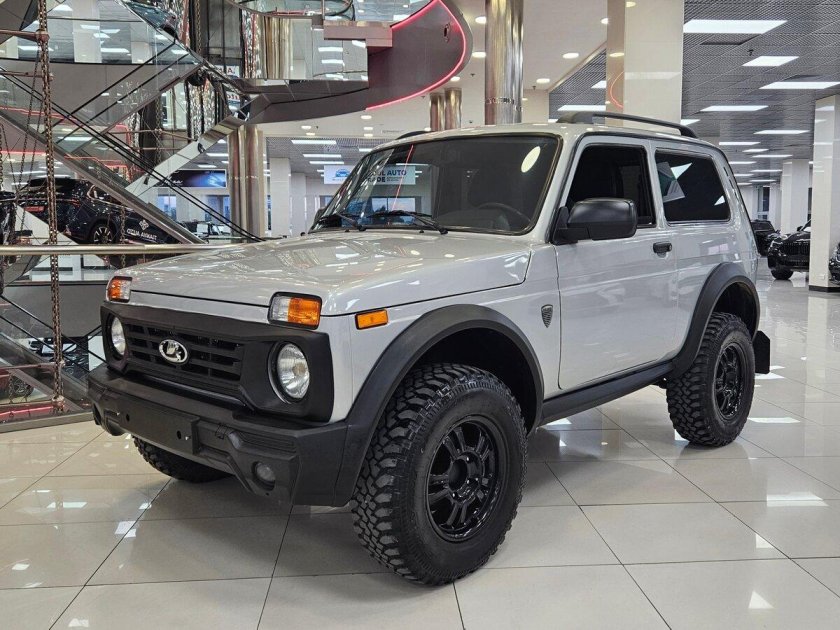 Lada niva legend bronto