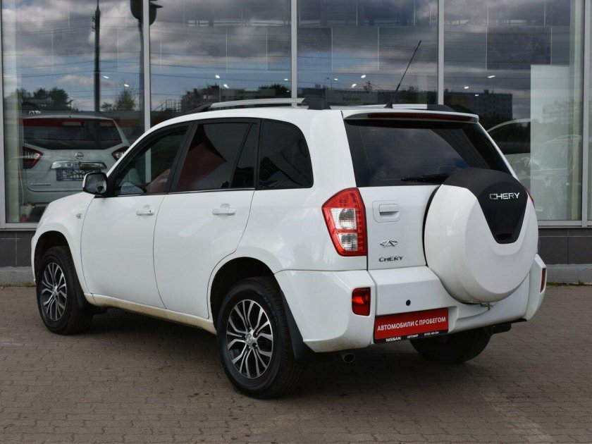 Chery Tiggo t11 белый